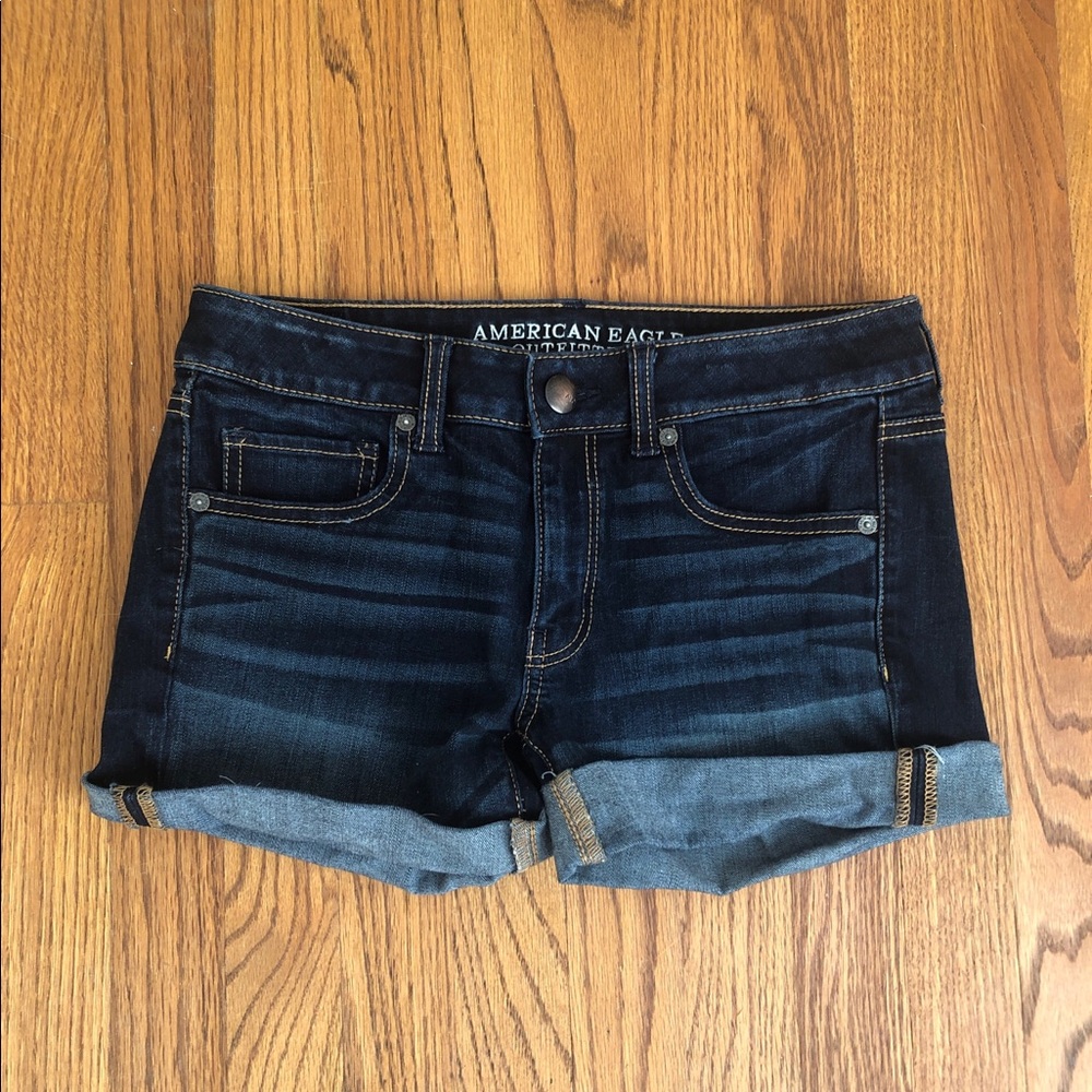 American Eagle super stretch midi shorts size 6